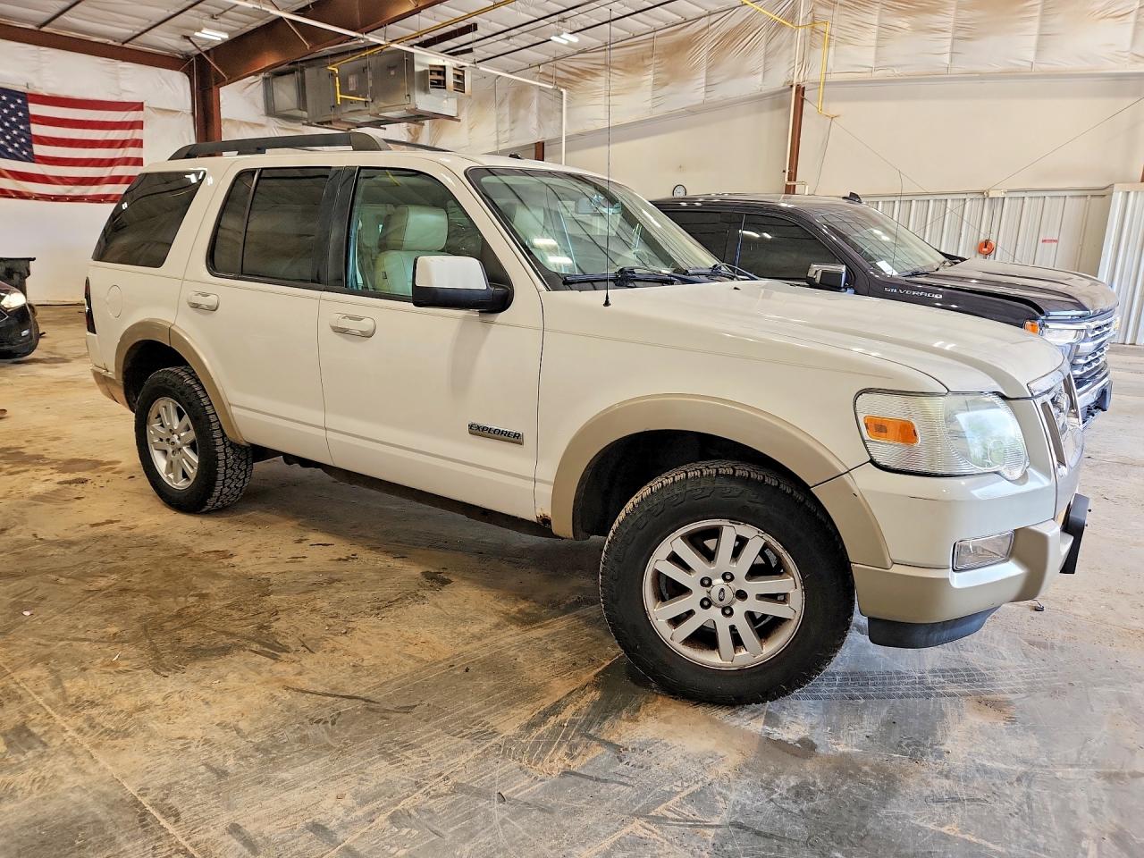 Ford Explorer Eddie Bauer