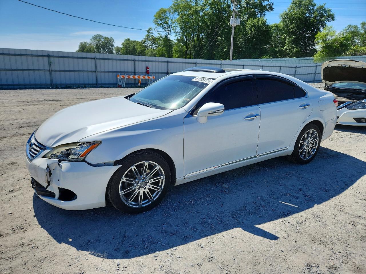 Salvage Lexus Es Image
