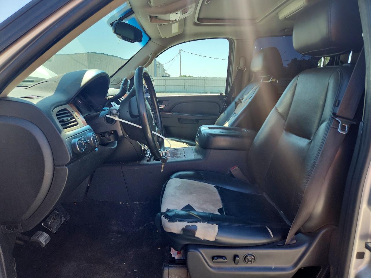 Chevrolet Suburban K1500 Ltz