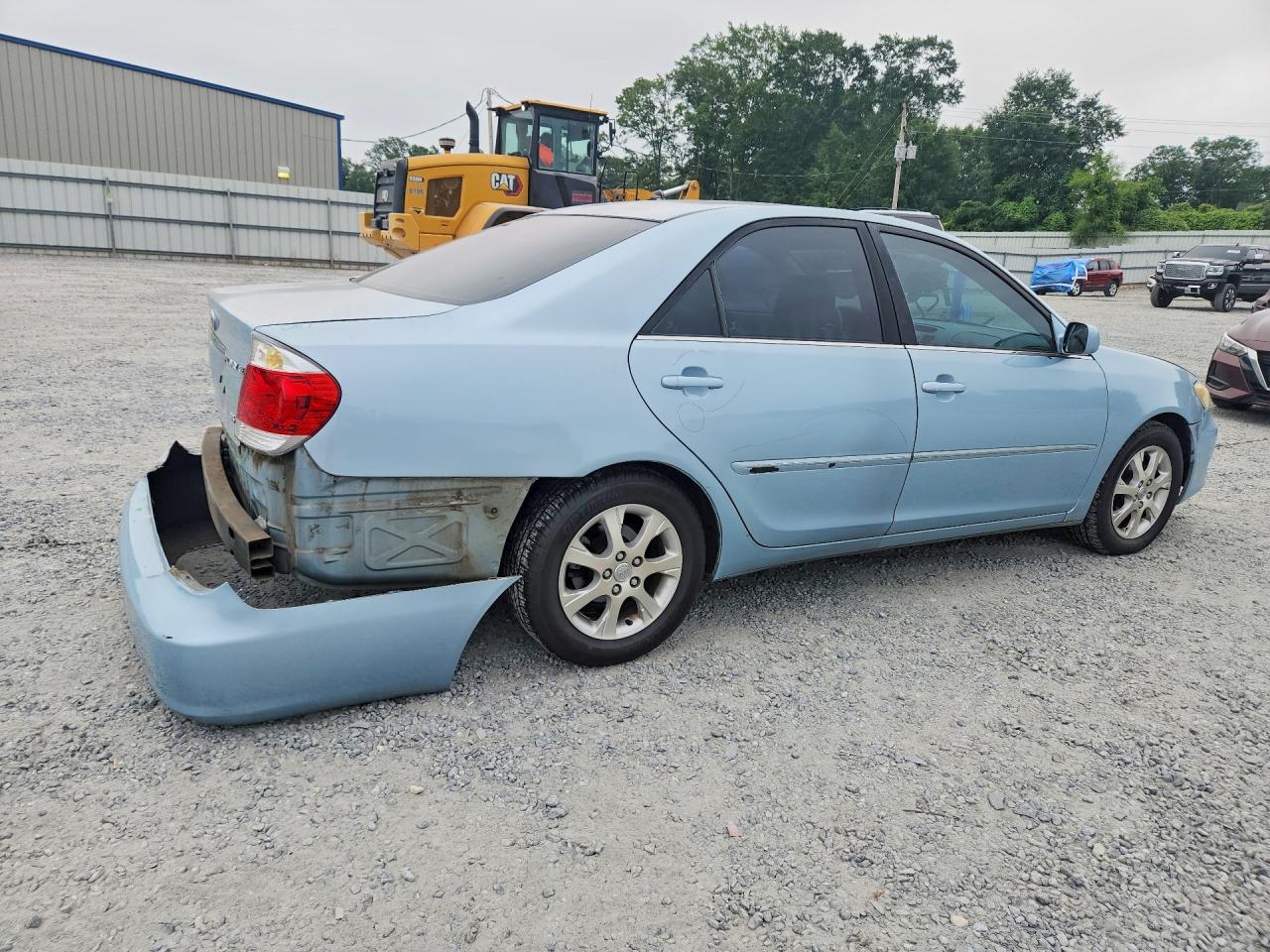 Toyota Camry Xle V6