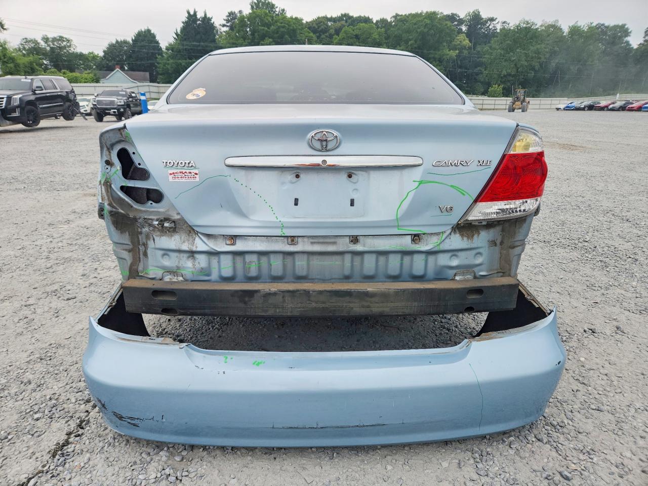 Toyota Camry Xle V6