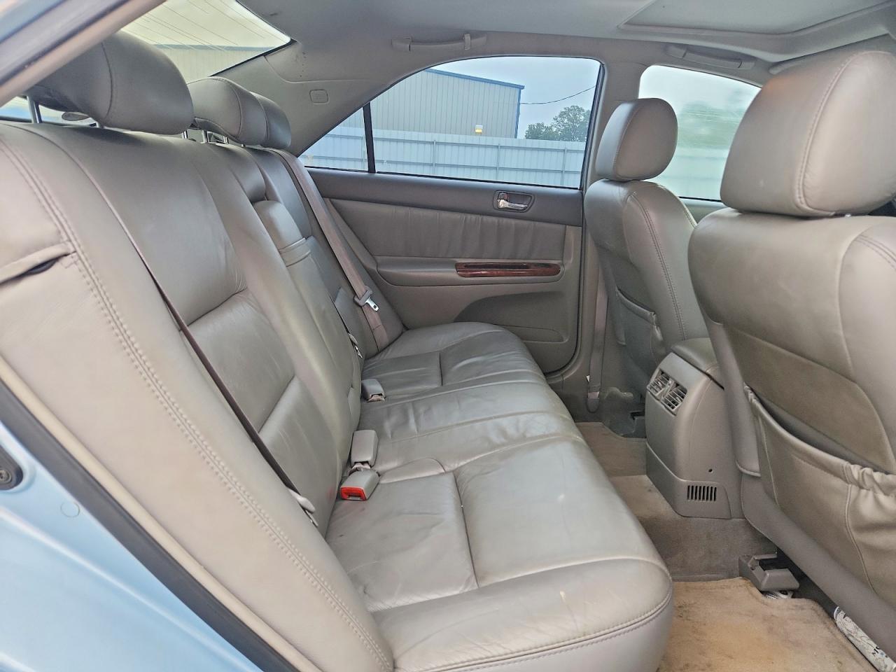Toyota Camry Xle V6