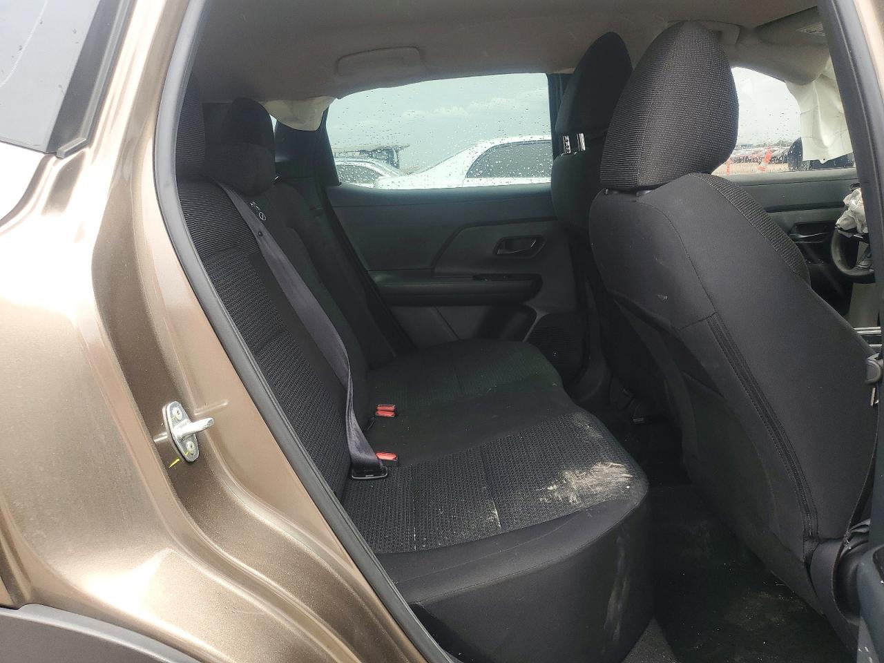 Nissan Kicks S