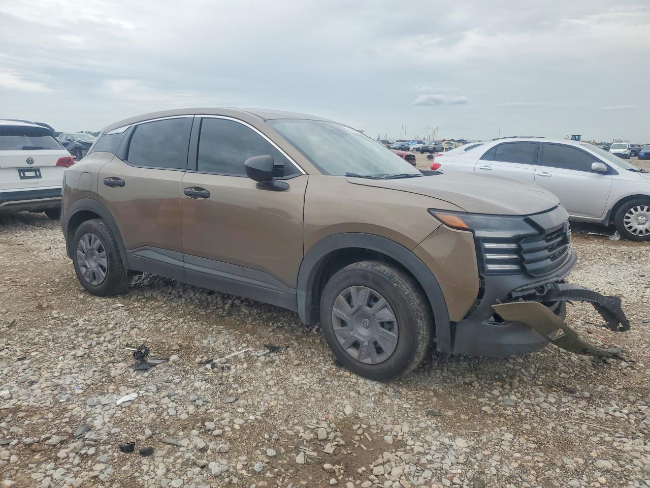 Nissan Kicks S