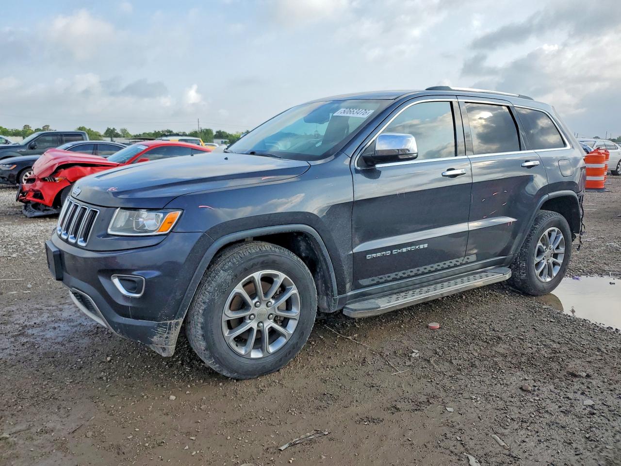 Salvage Jeep Cherokee Image