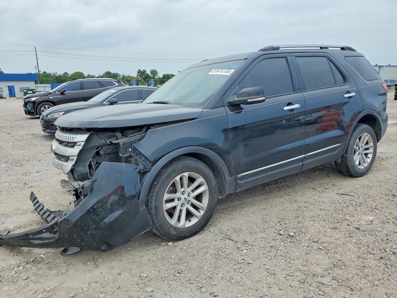 Salvage Ford Explorer Image