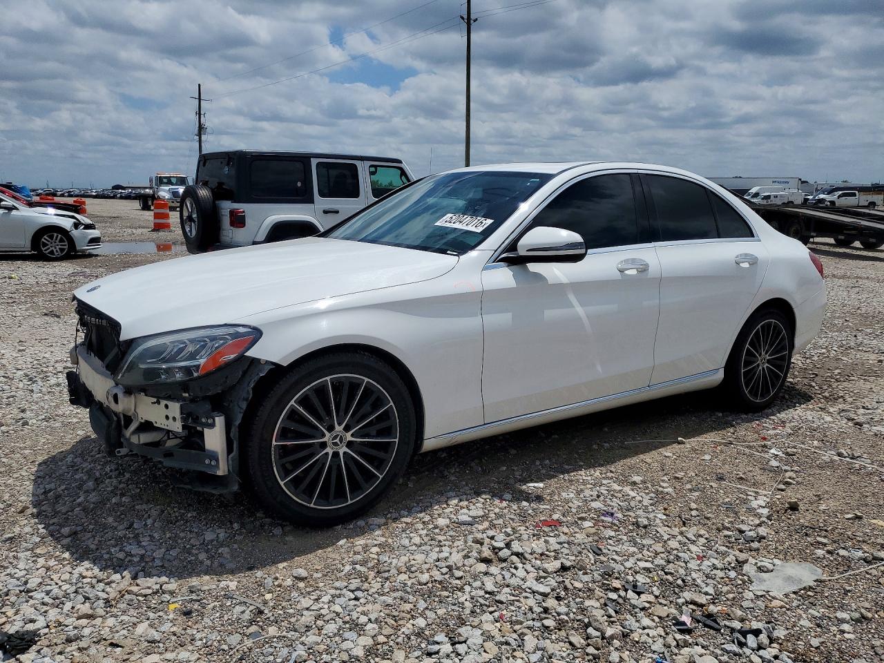 Salvage Mercedes-Benz C-Class Image