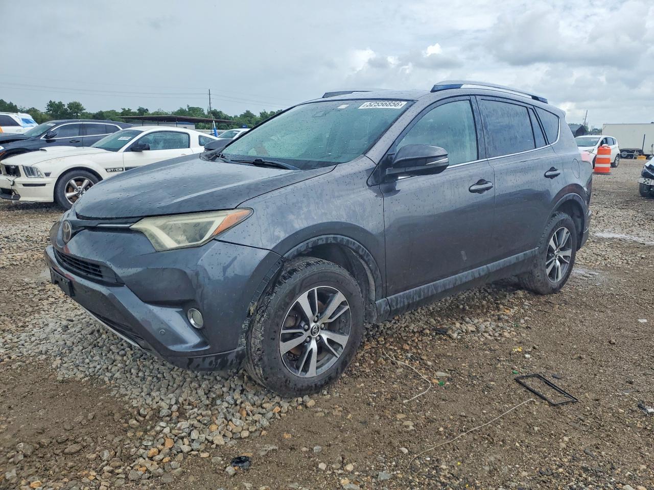 Salvage Toyota RAV4 Image