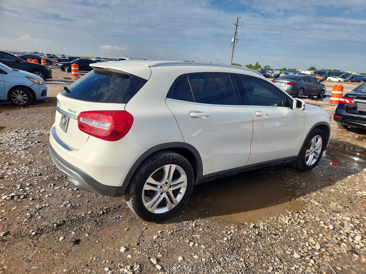 Mercedes-Benz GLA 250 4matic