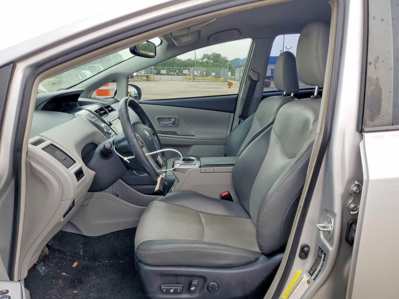 Toyota Prius Four