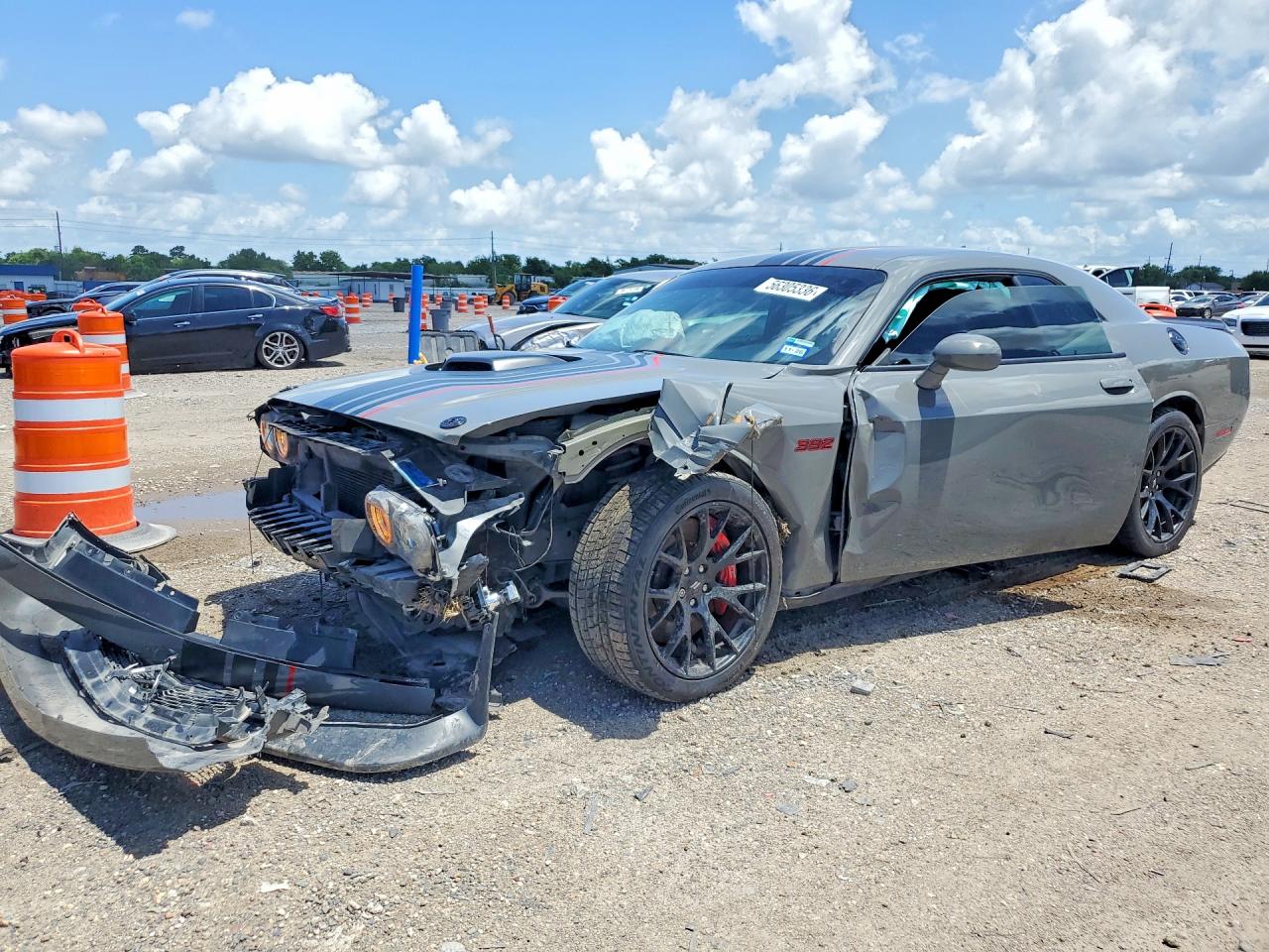 Salvage Dodge Challenger Image