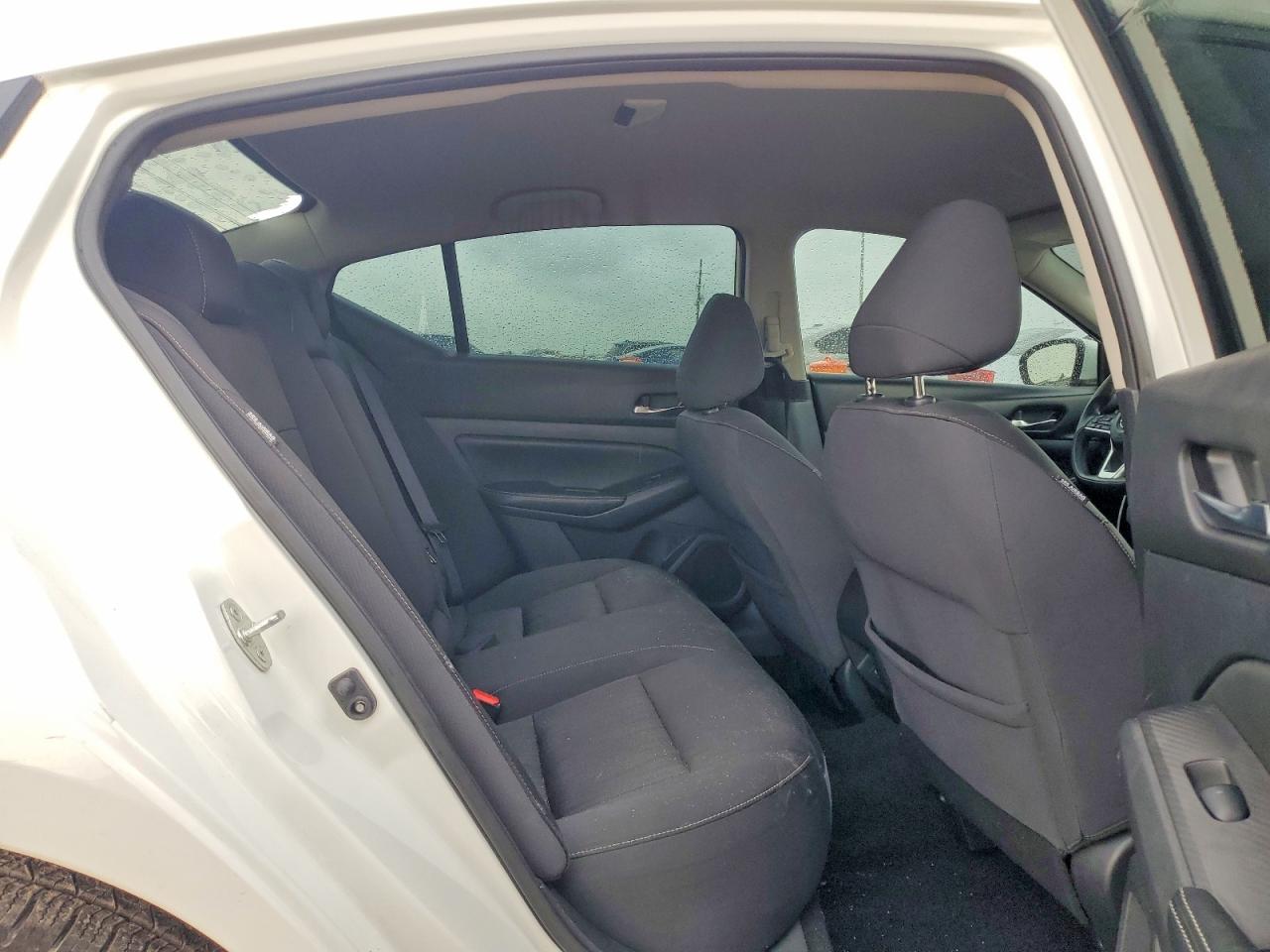 Nissan Altima S