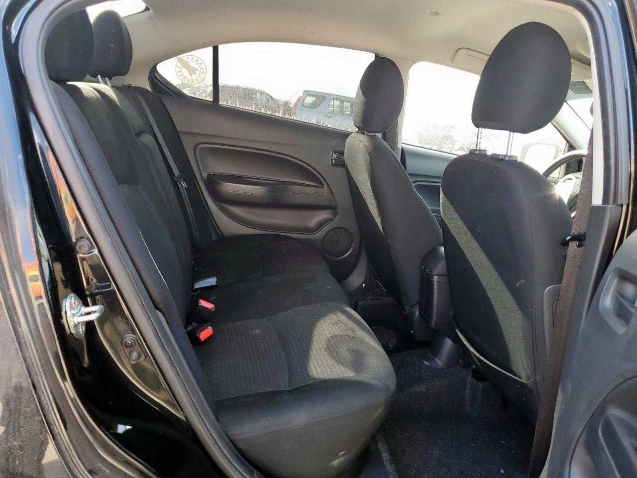 Mitsubishi Mirage G4 Es