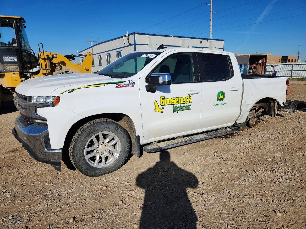 Salvage Chevrolet Silverado Image