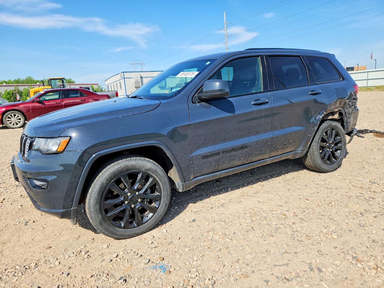Salvage Jeep Cherokee Image