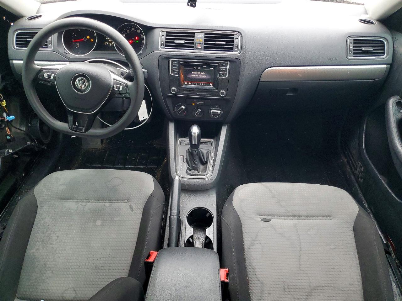 Volkswagen Jetta S