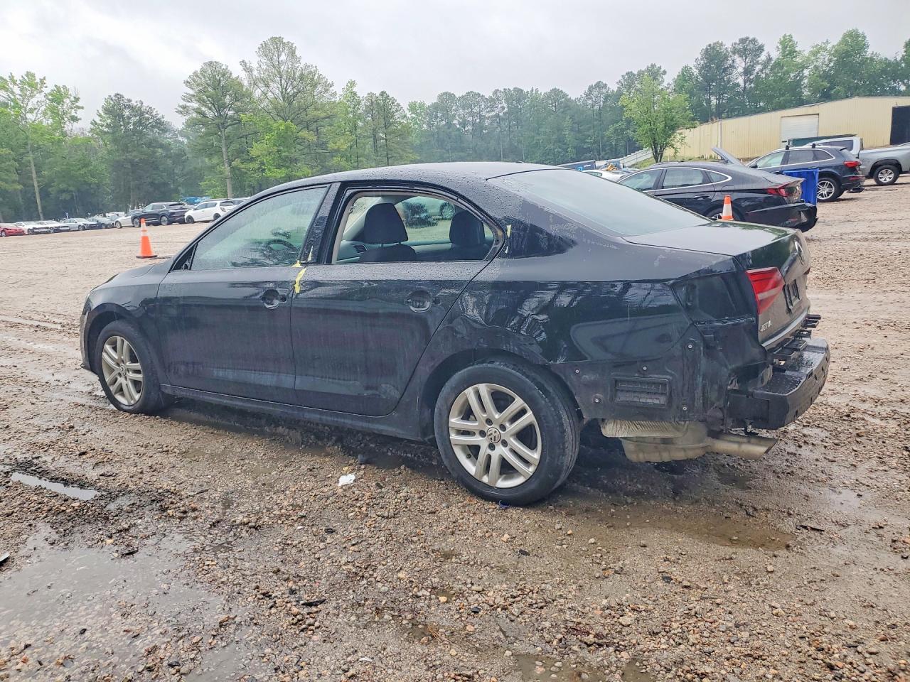 Volkswagen Jetta S