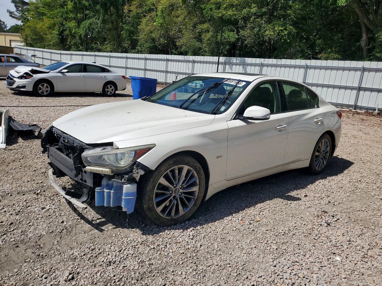 Salvage INFINITI Q50 Image