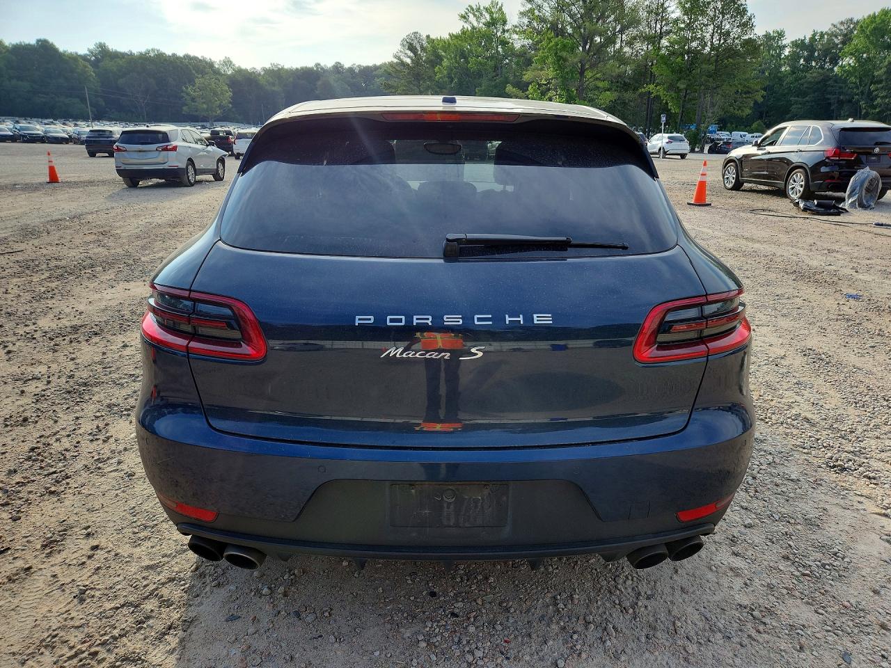 Porsche Macan S