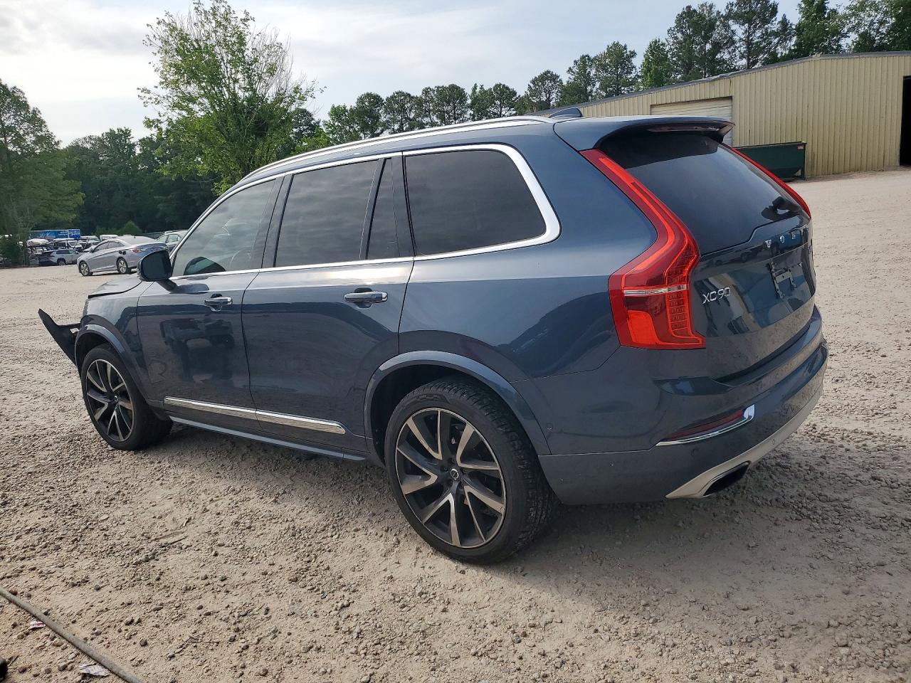 Volvo XC90 T6