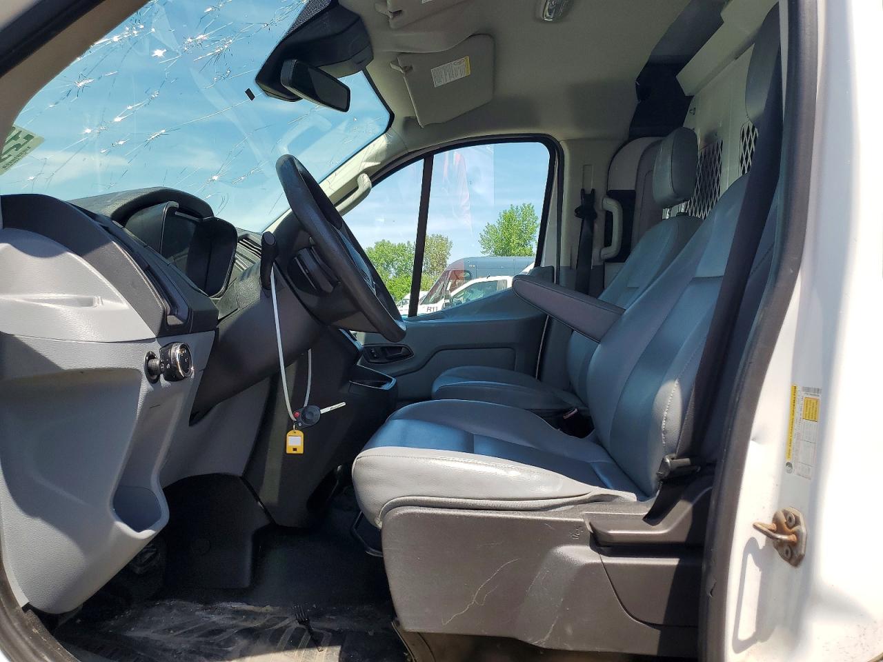 Ford Transit T-250