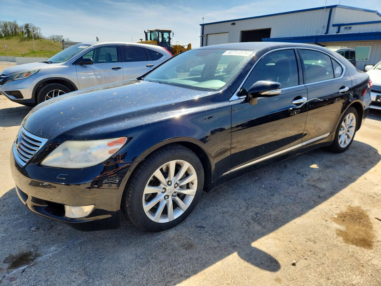 Salvage Lexus LS Image