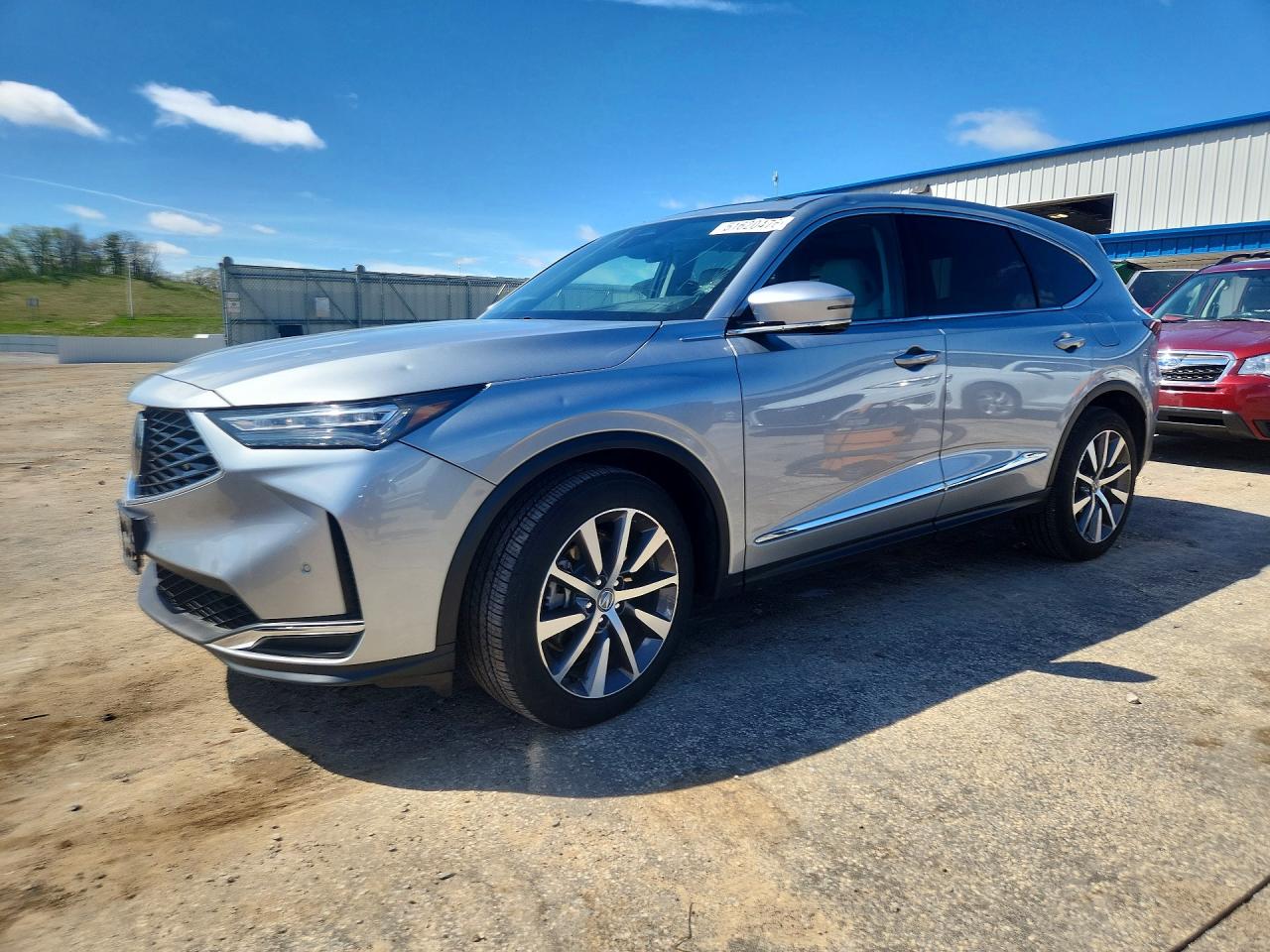 Salvage Acura MDX Image