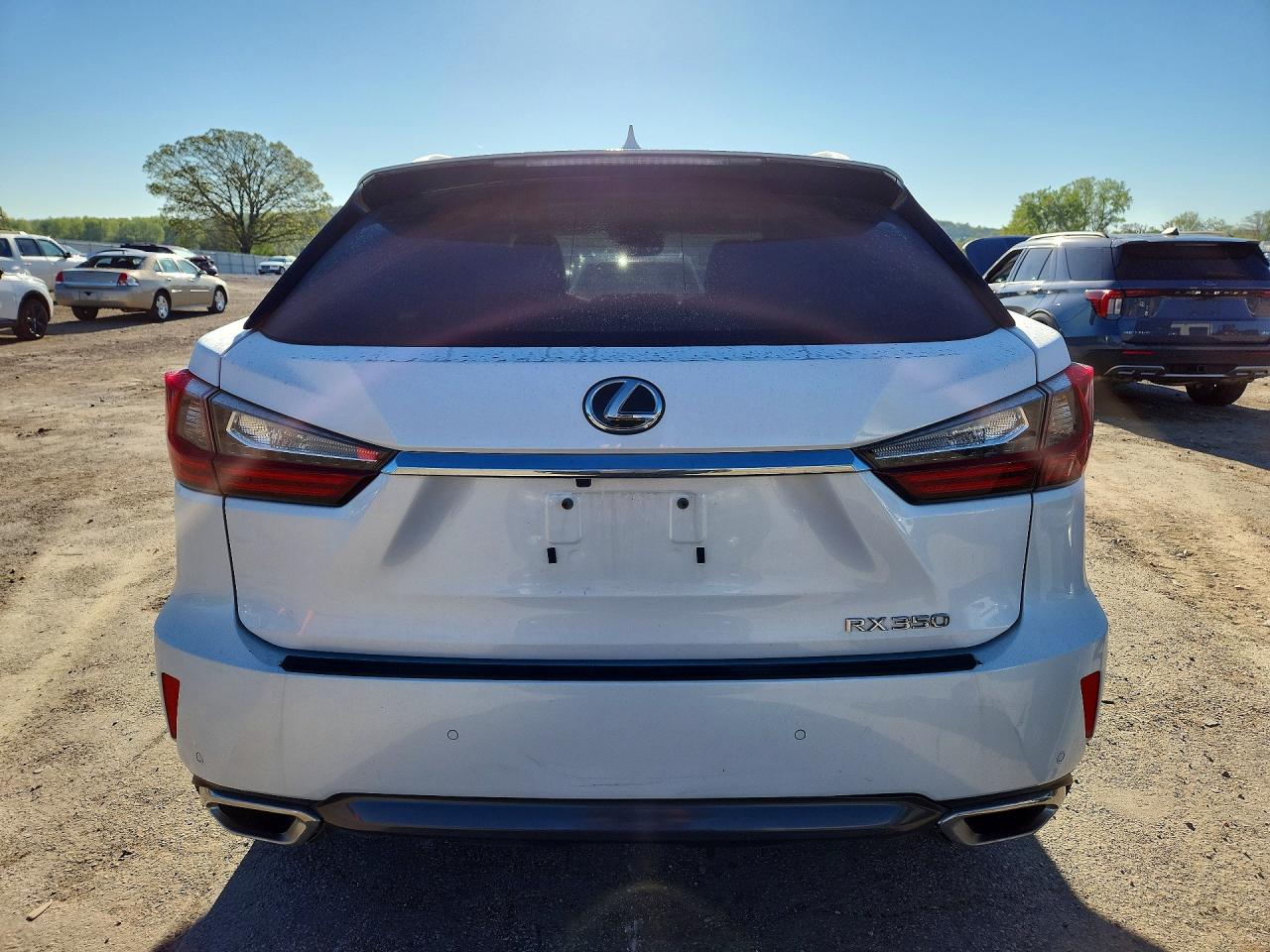 Lexus RX Base