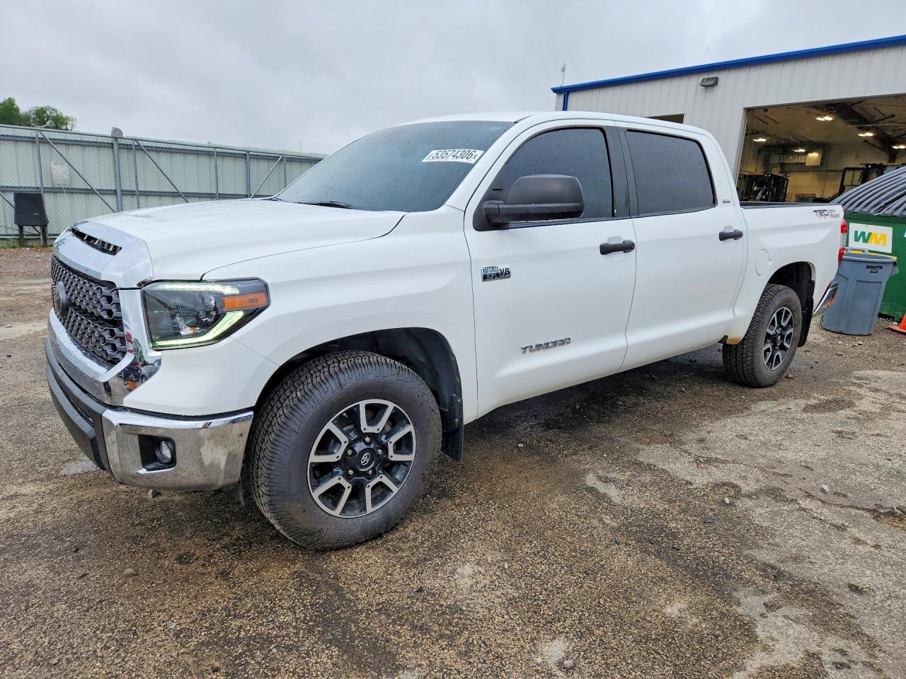 Salvage Toyota Tundra Image