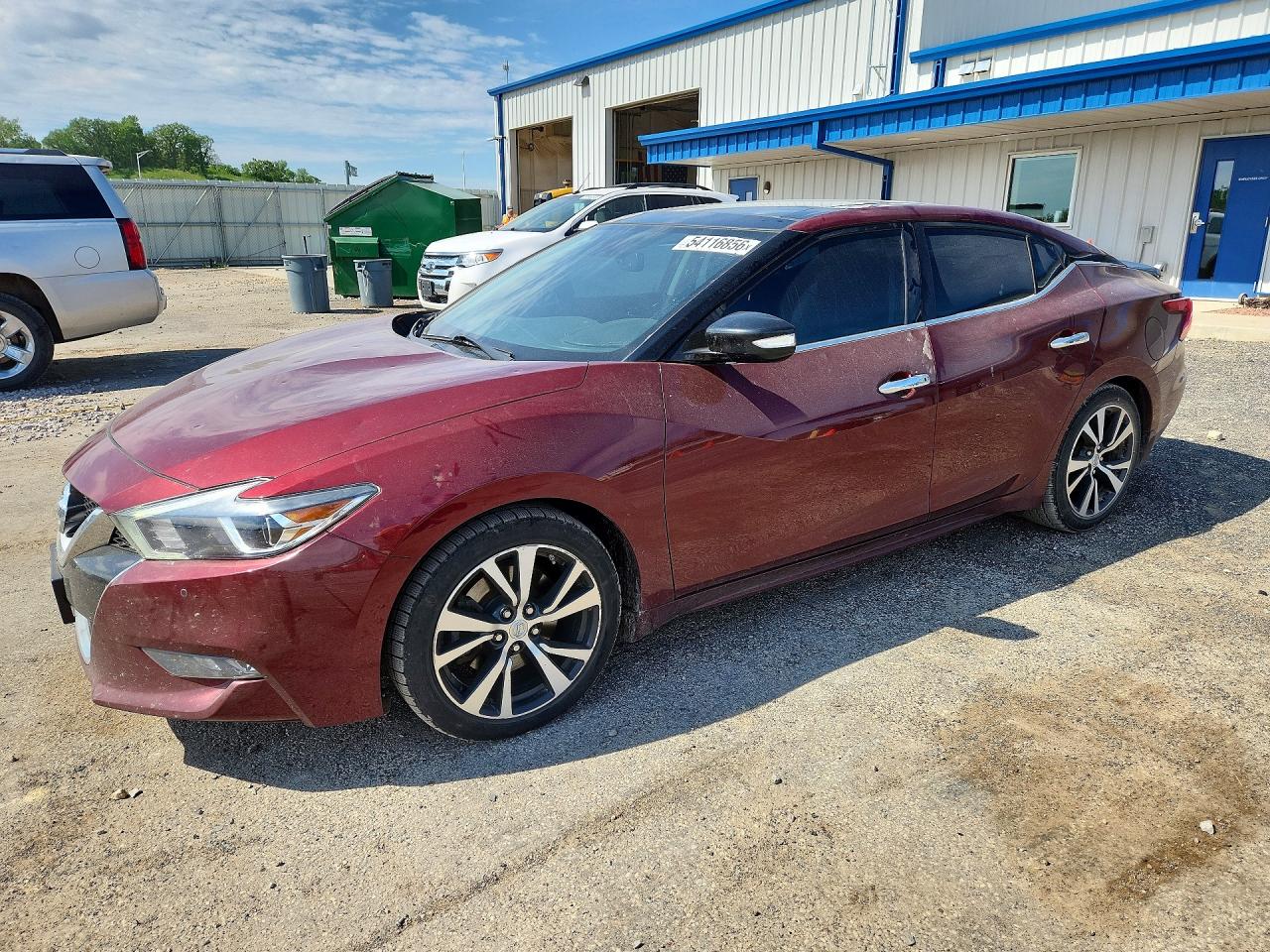 Salvage Nissan Maxima Image