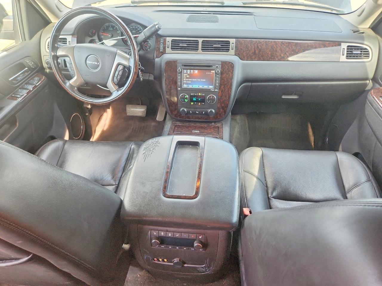 GMC Yukon Denali