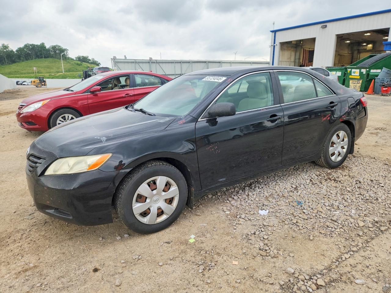 Salvage Toyota Camry Image