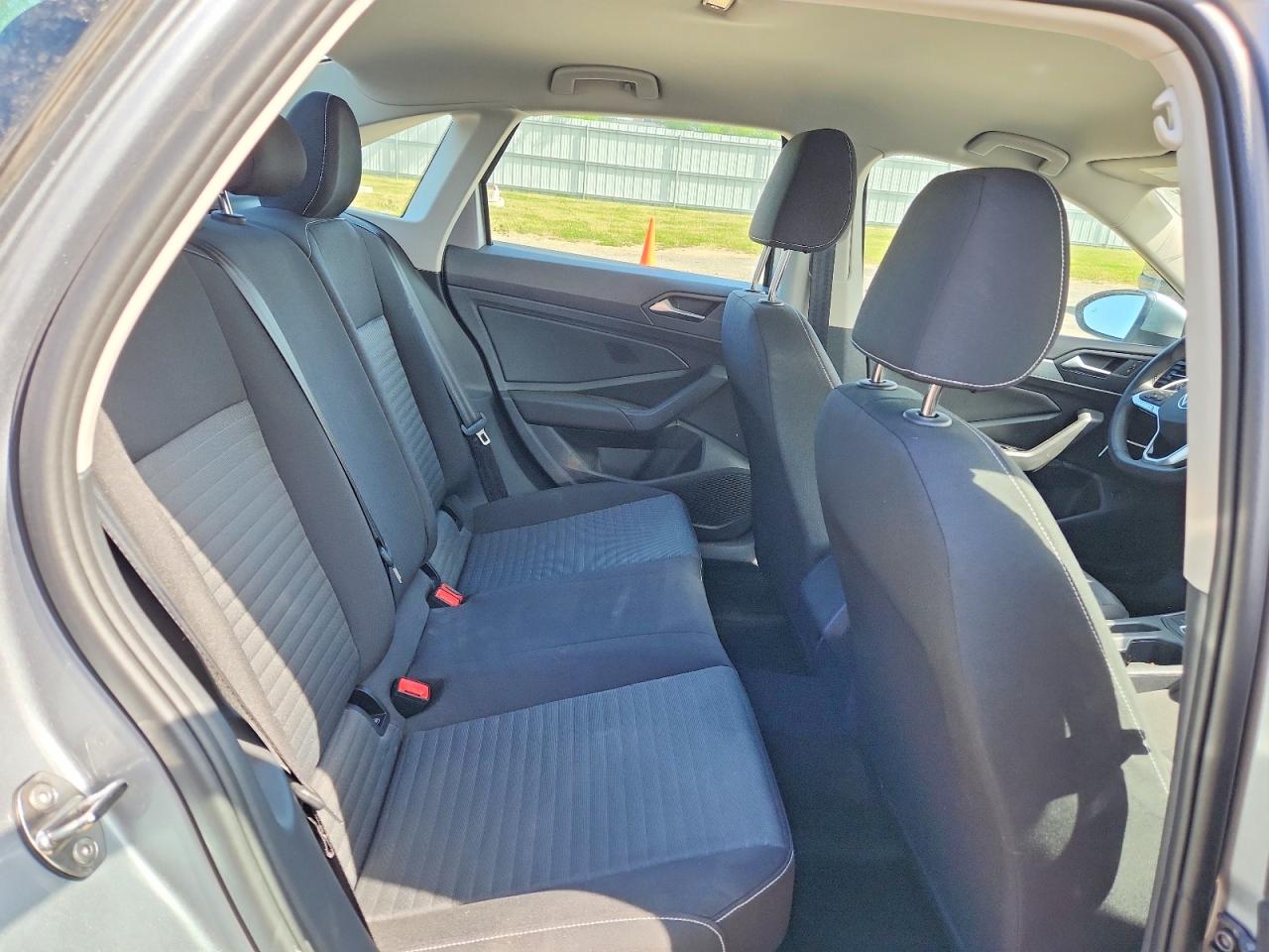 Volkswagen Jetta S