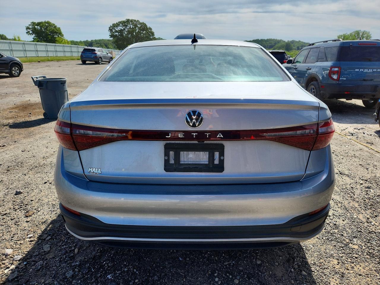 Volkswagen Jetta S
