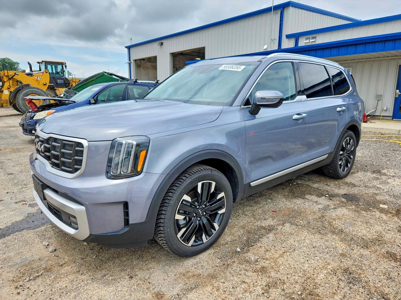Salvage Kia Telluride Image