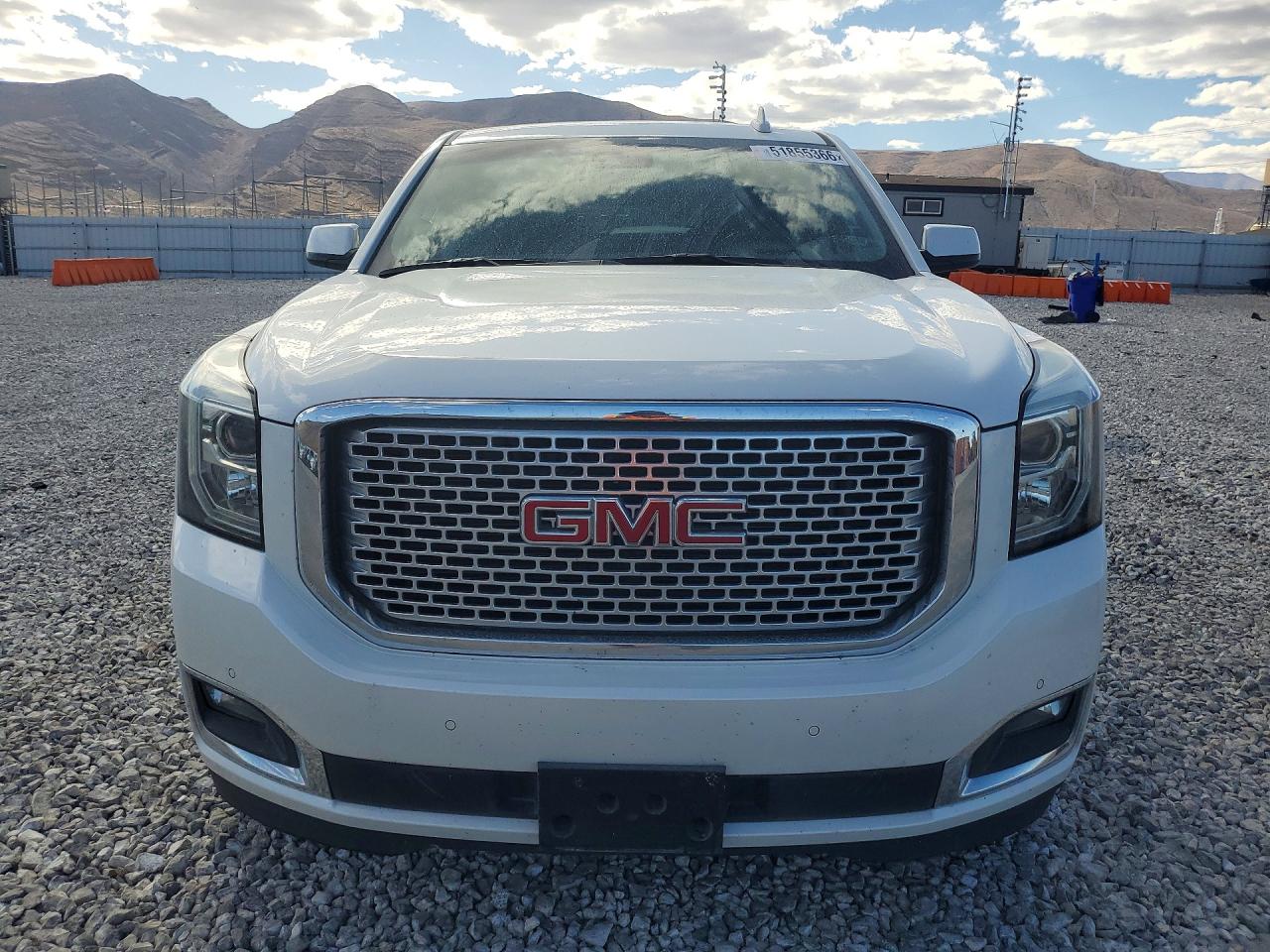 GMC Yukon Denali