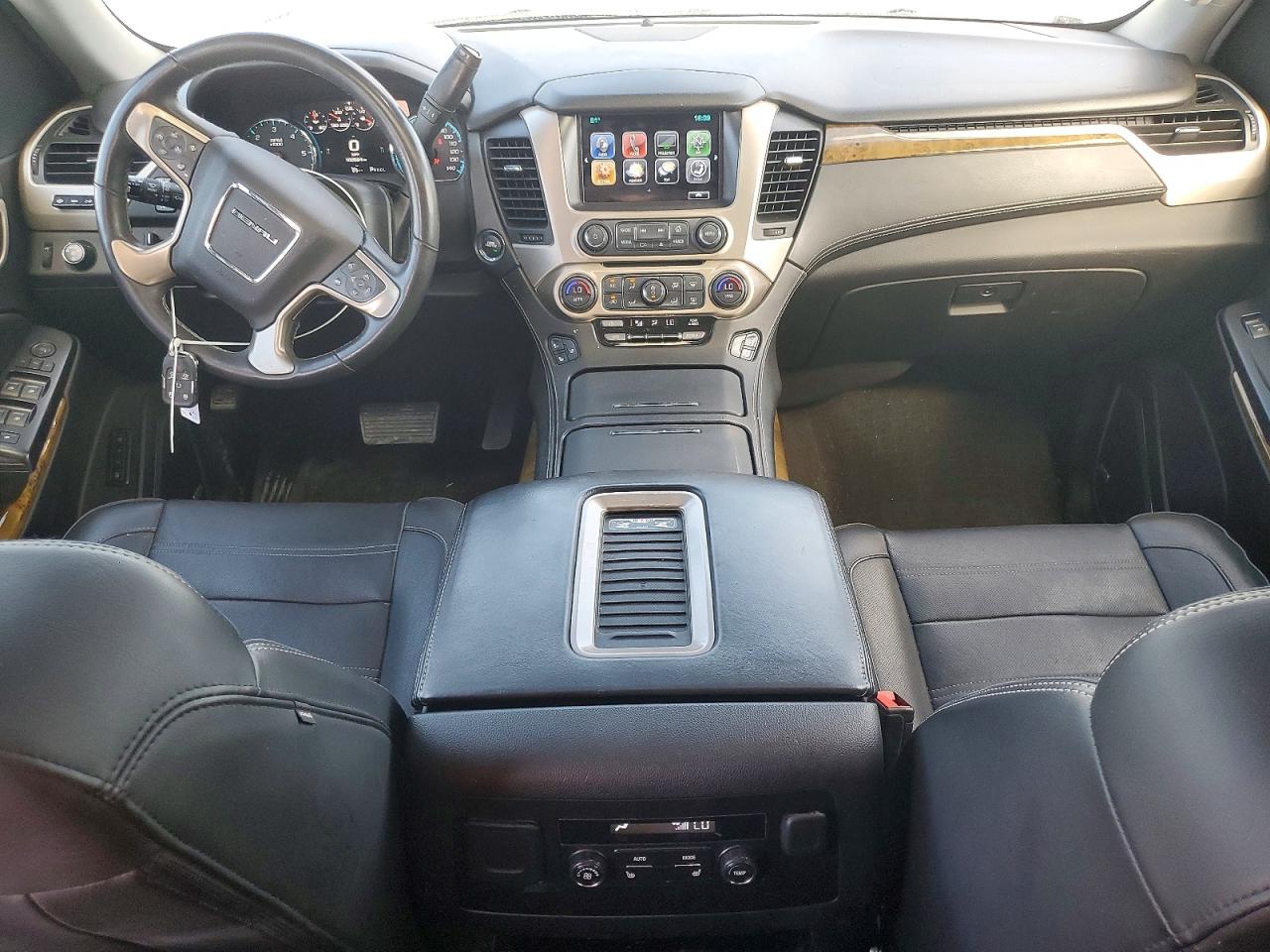 GMC Yukon Denali