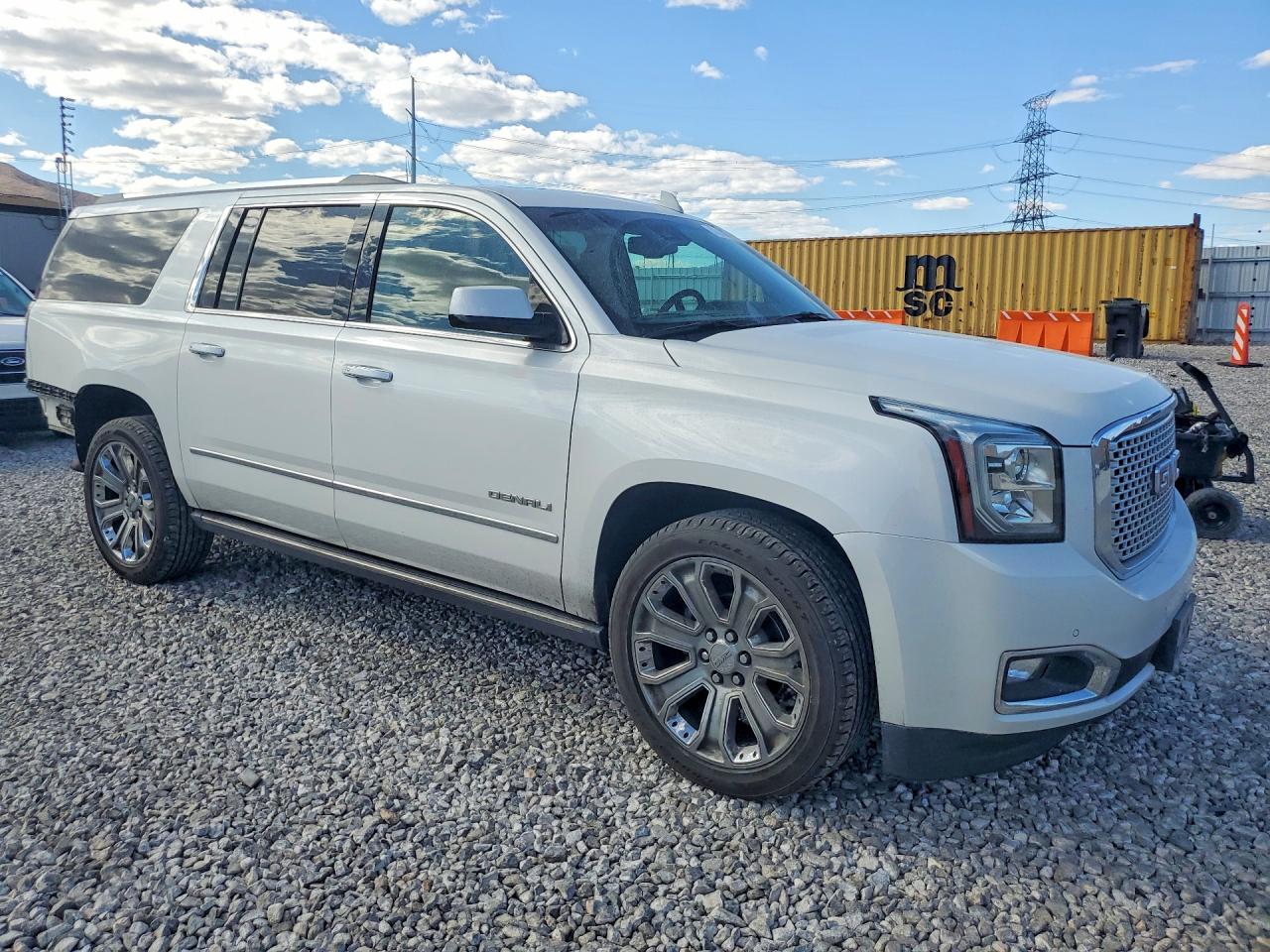 GMC Yukon Denali