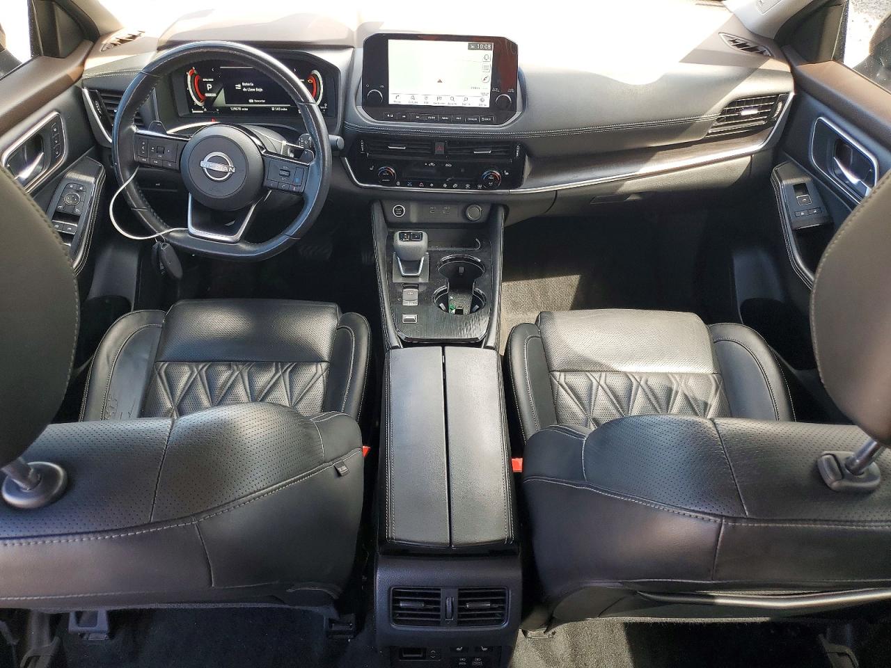 Nissan Rogue Platinum