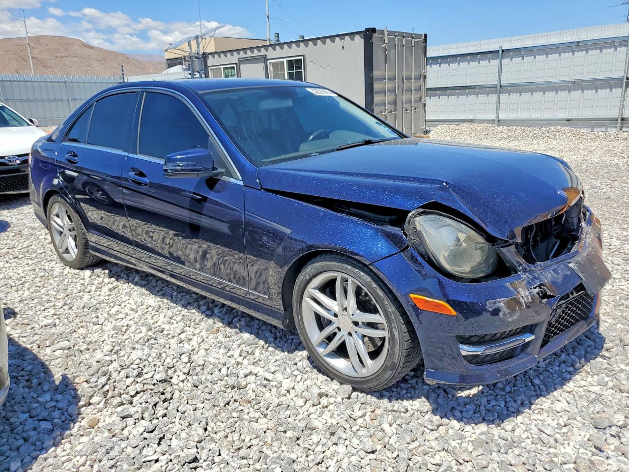 Mercedes-Benz C-Class 300 4matic