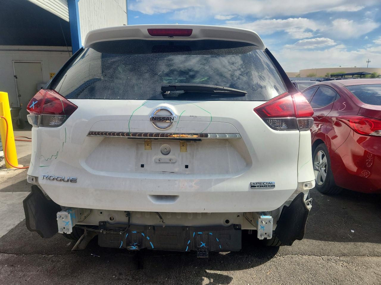 Nissan Rogue S