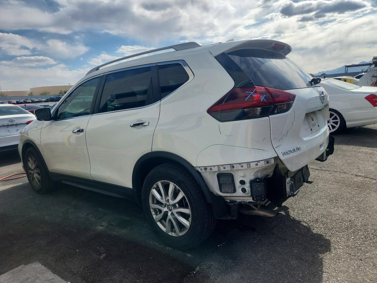 Nissan Rogue S