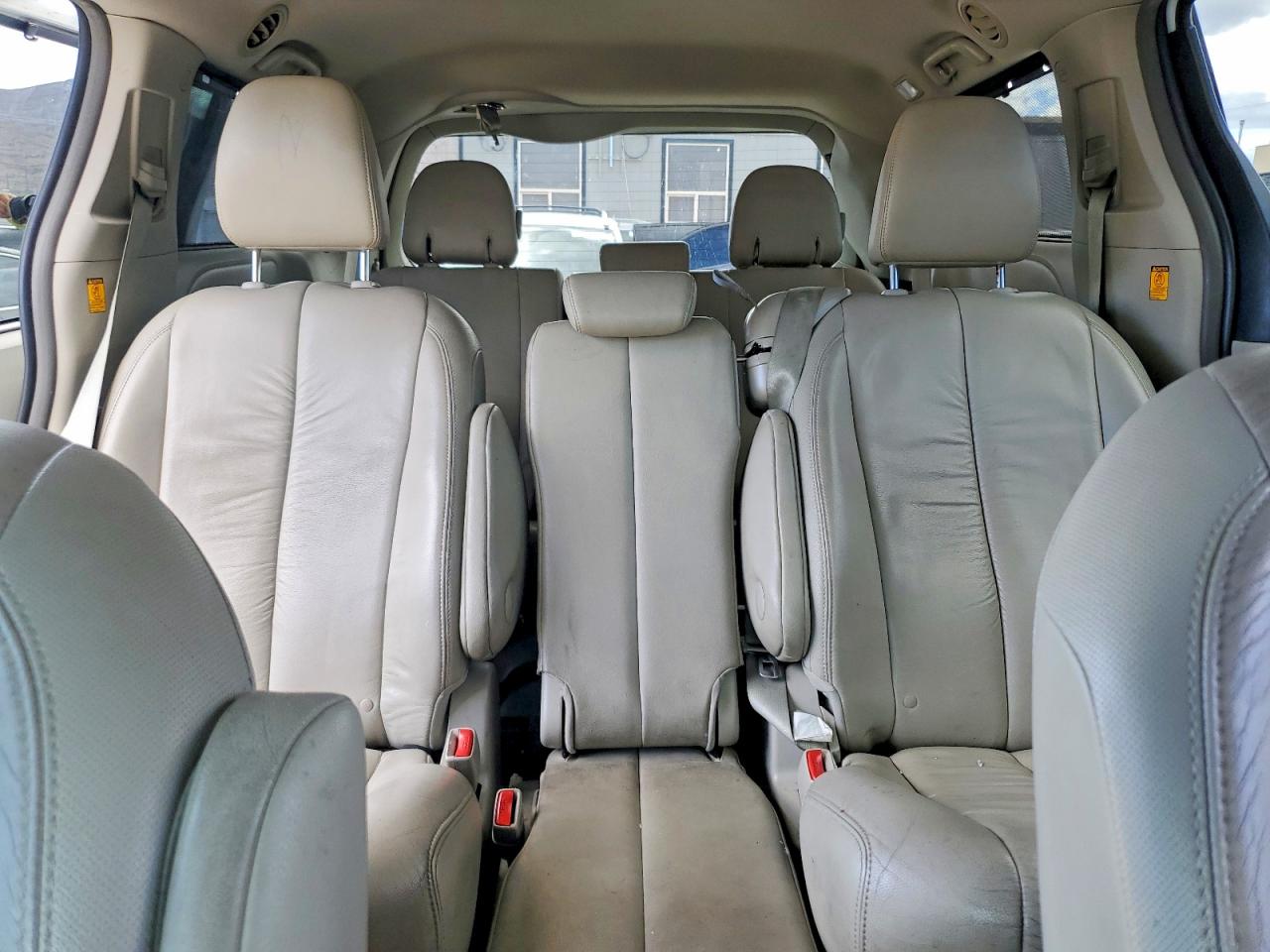 Toyota Sienna Xle 8-passenger