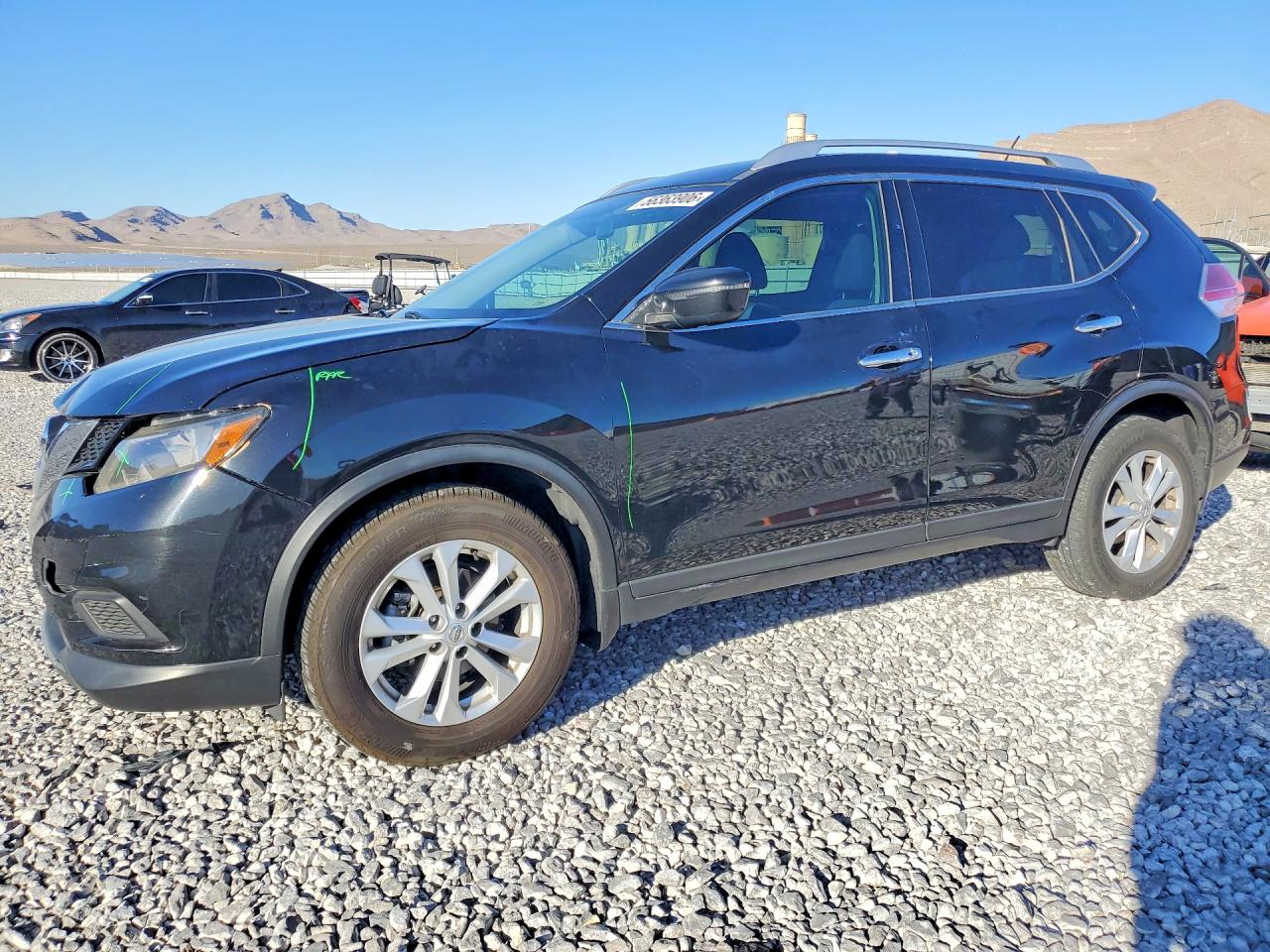 Salvage Nissan Rogue Image