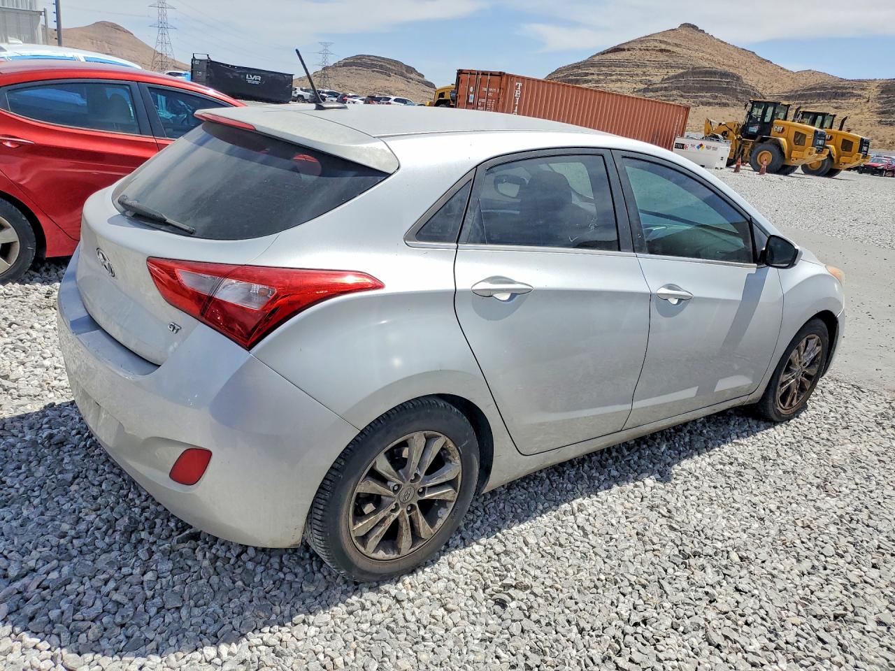 Hyundai ELANTRA Base