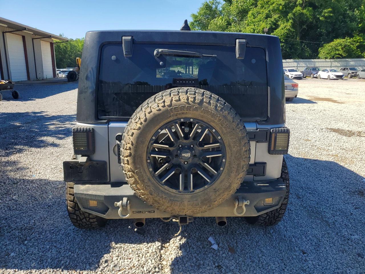 Jeep Wrangler Sahara