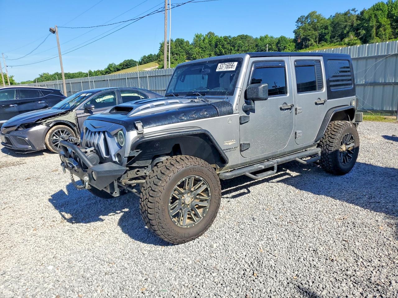 Salvage Jeep Wrangler Image