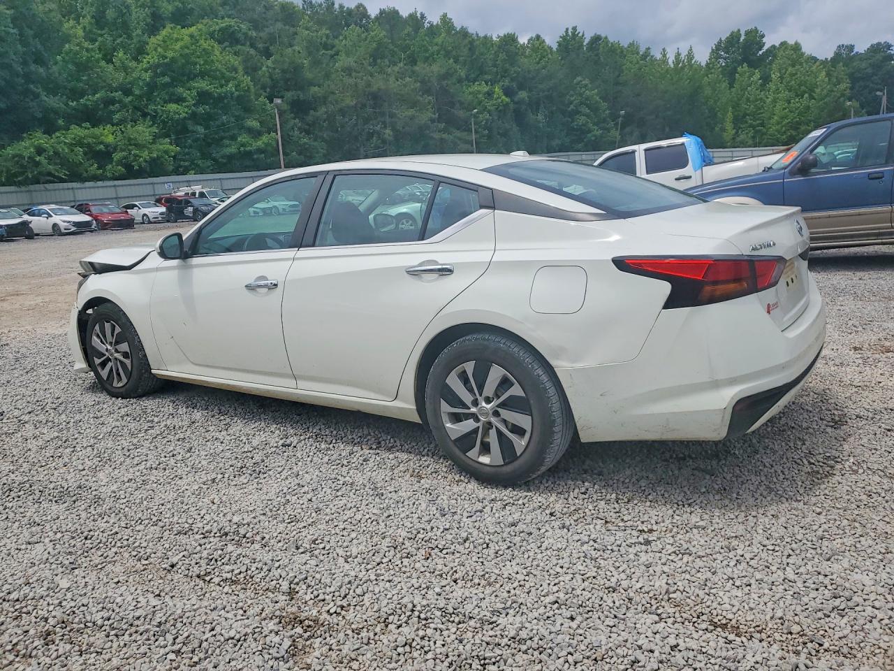Nissan Altima S
