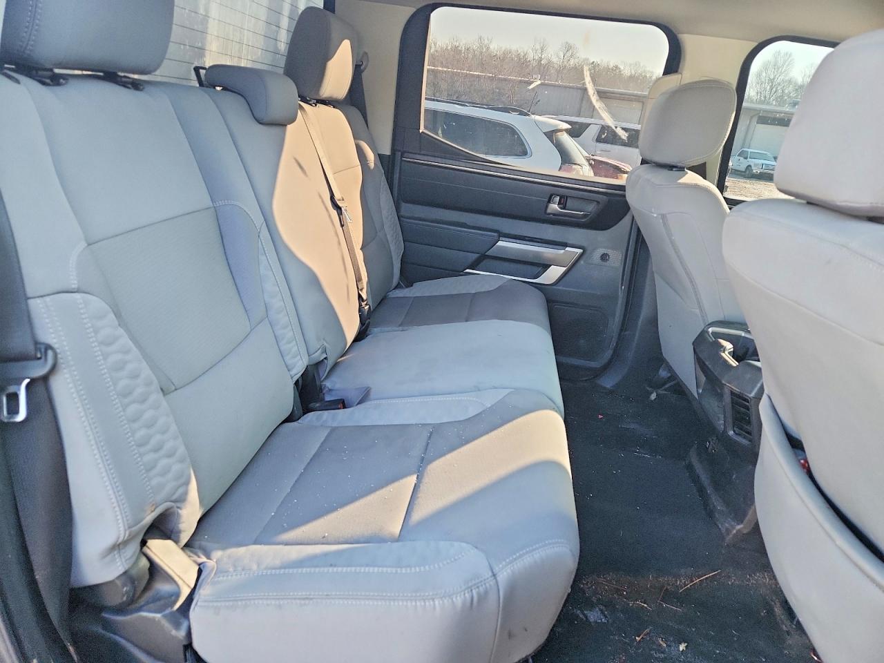 Toyota Tundra Crewmax Sr