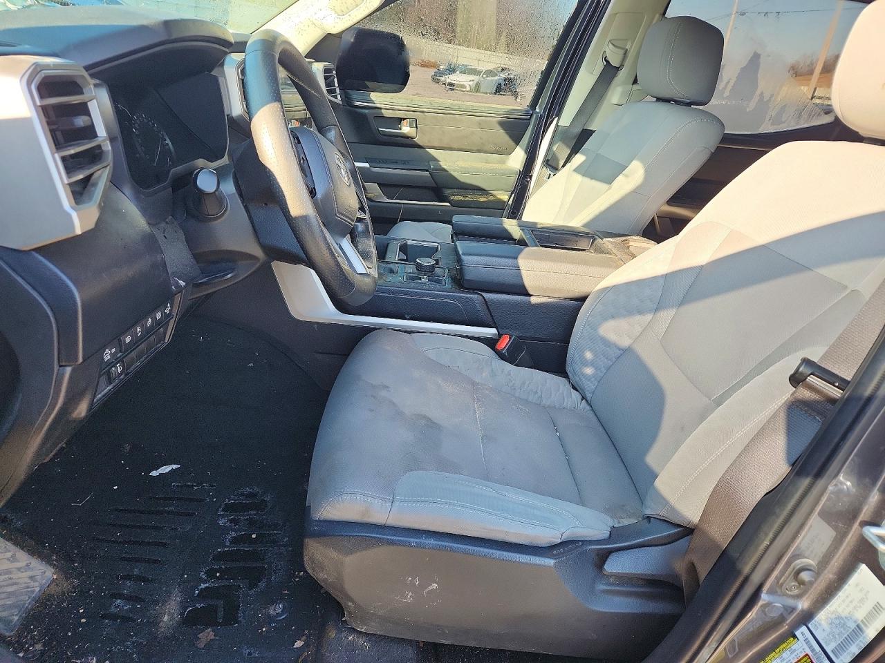 Toyota Tundra Crewmax Sr